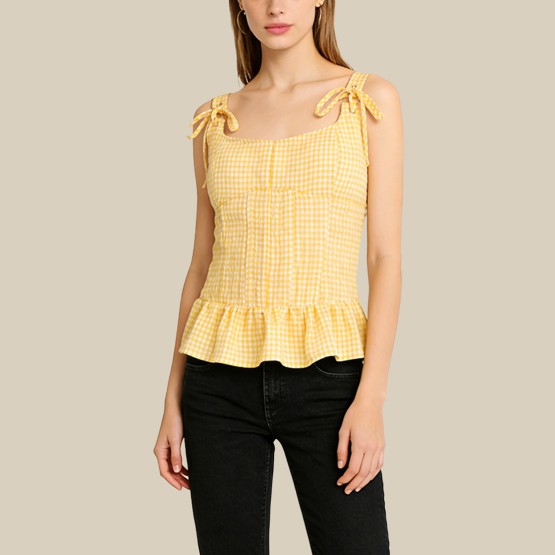 Bow-tie fitted plaid camisole