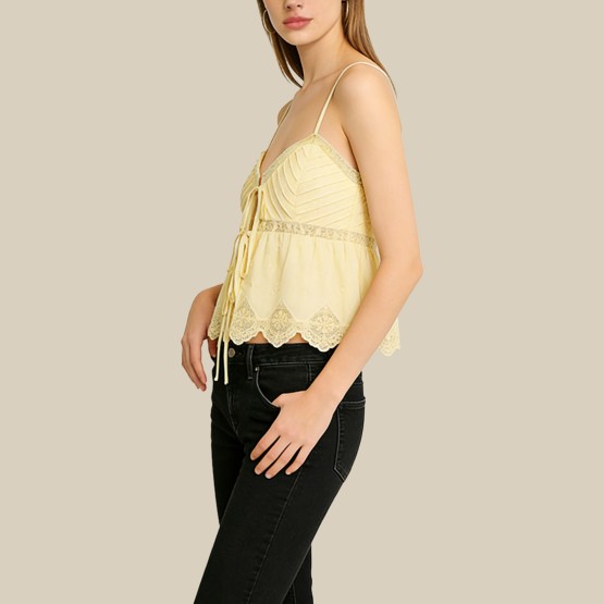 Simple printed V-neck camisole top