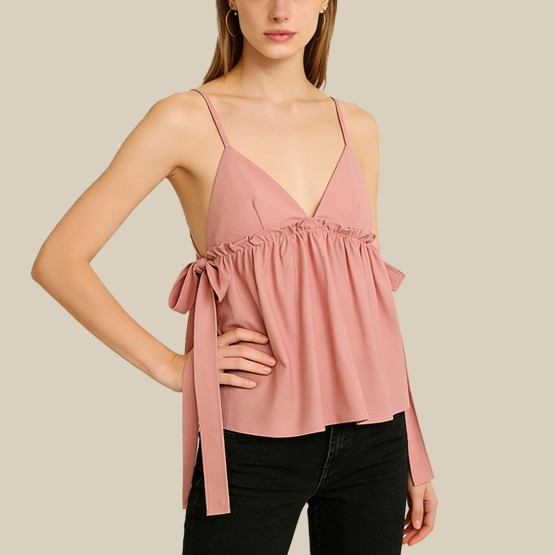 Sweet ruffled V-neck camisole
