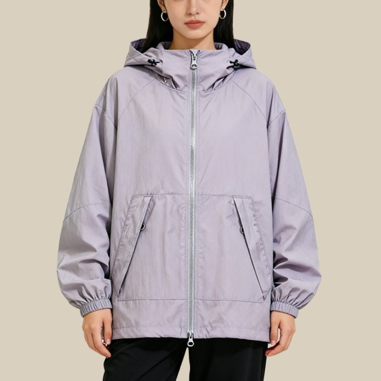Waterproof and sun-protective hooded jacket