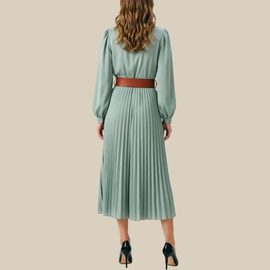 Retro-style pleated long-sleeved dress
