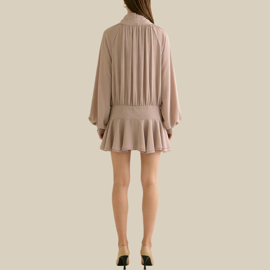 Elegant bow-trimmed ruffle mini dress