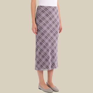 Simple plaid high-waisted belted midi skirt