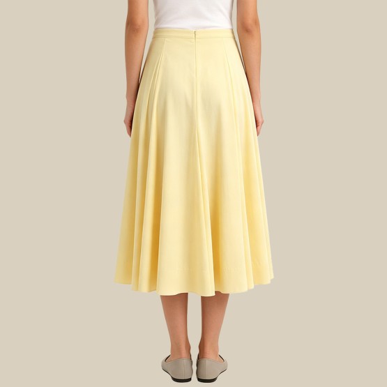 New elegant soft and relaxed-style skirt