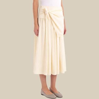 Hot and stylish high-waisted printed midi skirt