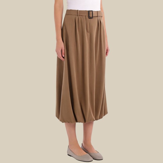 Stylish and versatile printed belted midi skirt