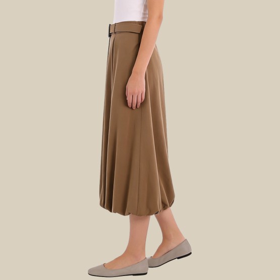 Stylish and versatile printed belted midi skirt